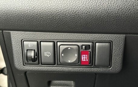 Nissan Tiida, 2012 год, 800 000 рублей, 15 фотография