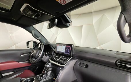 Toyota Land Cruiser, 2023 год, 9 300 000 рублей, 13 фотография
