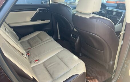 Lexus RX IV рестайлинг, 2016 год, 2 985 000 рублей, 15 фотография