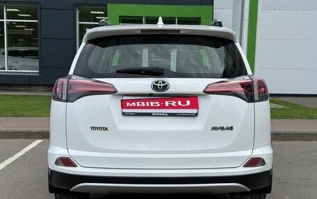 Toyota RAV4, 2016 год, 2 350 000 рублей, 6 фотография