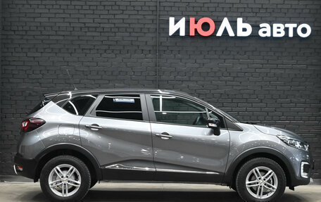 Renault Kaptur I рестайлинг, 2019 год, 1 648 000 рублей, 9 фотография