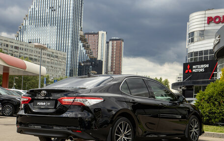 Toyota Camry, 2021 год, 3 498 000 рублей, 5 фотография