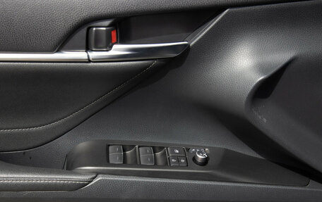 Toyota Camry, 2021 год, 3 498 000 рублей, 17 фотография