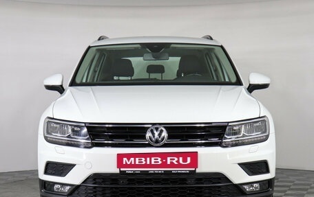 Volkswagen Tiguan II, 2020 год, 2 197 000 рублей, 3 фотография