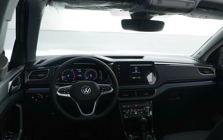 Volkswagen Tiguan II, 2018 год, 2 047 055 рублей, 6 фотография