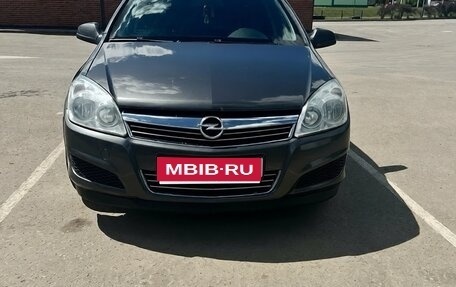 Opel Astra H, 2010 год, 600 000 рублей, 1 фотография