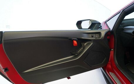 Lamborghini Huracán, 2023 год, 37 000 000 рублей, 11 фотография