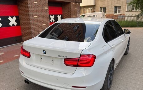 BMW 3 серия, 2016 год, 2 200 000 рублей, 4 фотография