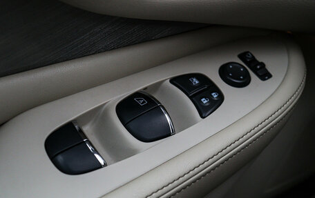 Nissan Murano, 2017 год, 2 450 000 рублей, 23 фотография