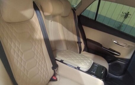 Toyota Crown, 2018 год, 3 150 000 рублей, 2 фотография
