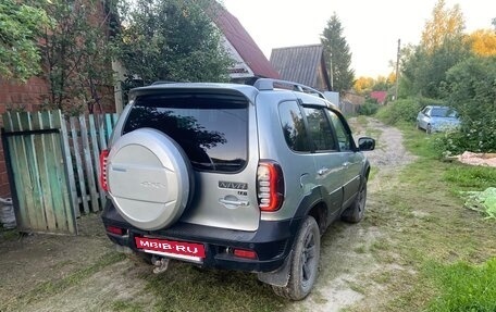 Chevrolet Niva I рестайлинг, 2018 год, 530 000 рублей, 3 фотография