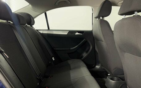 Volkswagen Jetta VI, 2015 год, 1 050 000 рублей, 13 фотография