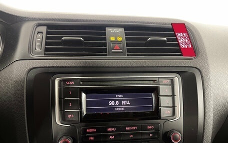 Volkswagen Jetta VI, 2015 год, 1 050 000 рублей, 19 фотография