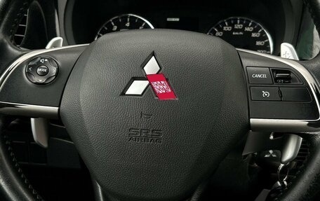 Mitsubishi Outlander III рестайлинг 3, 2014 год, 1 396 700 рублей, 17 фотография
