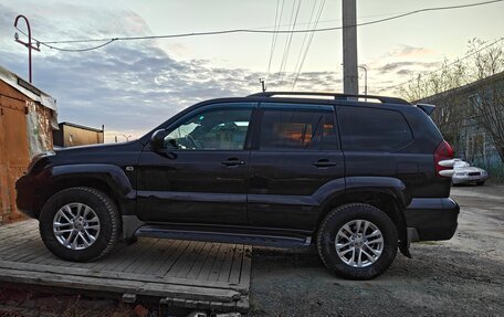 Toyota Land Cruiser Prado 120 рестайлинг, 2007 год, 2 555 000 рублей, 1 фотография