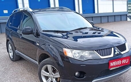 Mitsubishi Outlander III рестайлинг 3, 2008 год, 950 000 рублей, 1 фотография