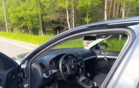 Skoda Octavia, 2011 год, 695 000 рублей, 9 фотография