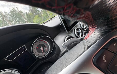 Mercedes-Benz GLA, 2015 год, 1 850 000 рублей, 9 фотография