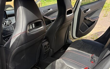 Mercedes-Benz GLA, 2015 год, 1 850 000 рублей, 18 фотография