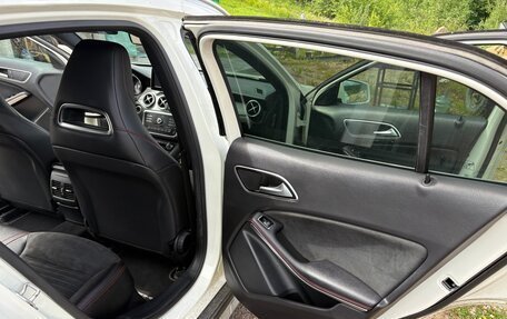 Mercedes-Benz GLA, 2015 год, 1 850 000 рублей, 28 фотография