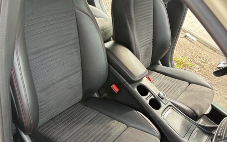 Mercedes-Benz GLA, 2015 год, 1 850 000 рублей, 29 фотография
