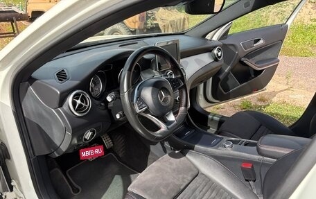 Mercedes-Benz GLA, 2015 год, 1 850 000 рублей, 15 фотография