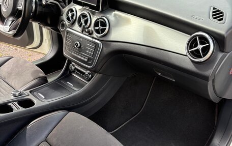 Mercedes-Benz GLA, 2015 год, 1 850 000 рублей, 30 фотография