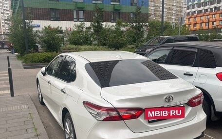 Toyota Camry, 2019 год, 3 000 000 рублей, 6 фотография