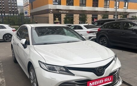 Toyota Camry, 2019 год, 3 000 000 рублей, 4 фотография
