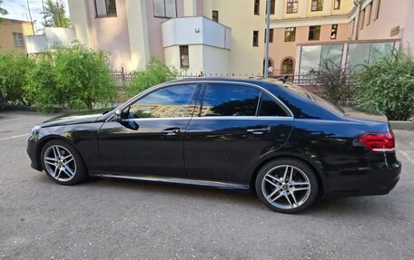 Mercedes-Benz E-Класс, 2014 год, 2 000 000 рублей, 20 фотография