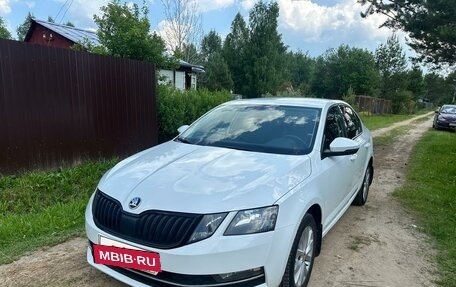 Skoda Octavia, 2017 год, 1 970 000 рублей, 3 фотография