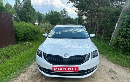 Skoda Octavia, 2017 год, 1 970 000 рублей, 2 фотография