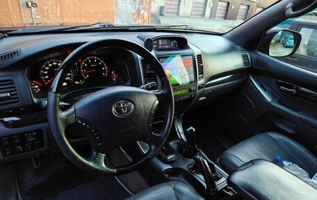 Toyota Land Cruiser Prado 120 рестайлинг, 2007 год, 2 555 000 рублей, 10 фотография
