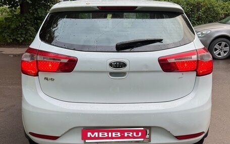 KIA Rio III рестайлинг, 2012 год, 700 000 рублей, 4 фотография