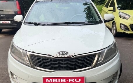 KIA Rio III рестайлинг, 2012 год, 700 000 рублей, 3 фотография