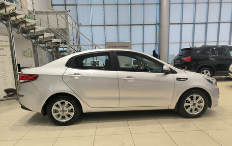 KIA Rio III рестайлинг, 2016 год, 934 000 рублей, 5 фотография