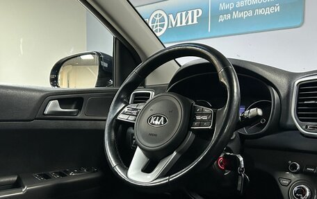 KIA Sportage IV рестайлинг, 2019 год, 2 399 000 рублей, 17 фотография