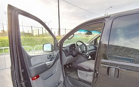 Hyundai H-1 II рестайлинг, 2012 год, 1 800 000 рублей, 5 фотография
