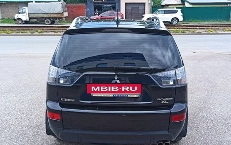 Mitsubishi Outlander III рестайлинг 3, 2008 год, 950 000 рублей, 3 фотография