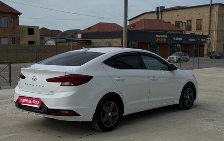 Hyundai Elantra VI рестайлинг, 2019 год, 1 090 000 рублей, 6 фотография