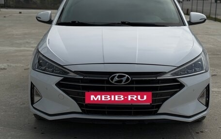 Hyundai Elantra VI рестайлинг, 2019 год, 1 090 000 рублей, 3 фотография