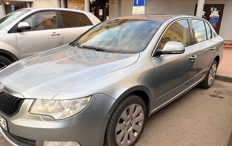 Skoda Superb III рестайлинг, 2009 год, 1 200 000 рублей, 4 фотография