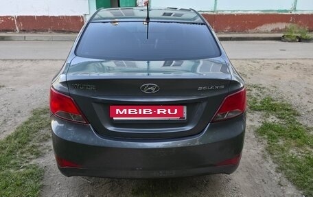 Hyundai Solaris II рестайлинг, 2015 год, 900 000 рублей, 5 фотография