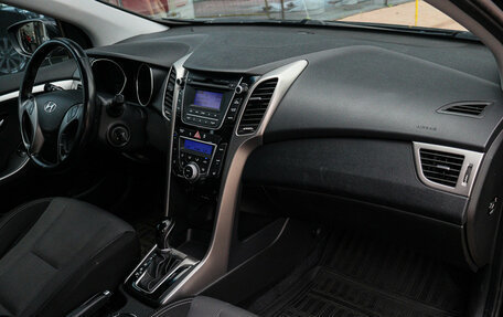 Hyundai i30 II рестайлинг, 2012 год, 1 150 000 рублей, 7 фотография