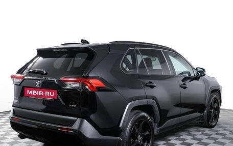Toyota RAV4, 2020 год, 3 390 000 рублей, 6 фотография