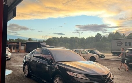 Toyota Camry, 2018 год, 3 750 000 рублей, 6 фотография