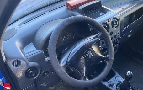 Peugeot Partner II рестайлинг 2, 2006 год, 350 000 рублей, 9 фотография