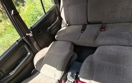 Suzuki Vitara II рестайлинг, 1993 год, 390 000 рублей, 11 фотография