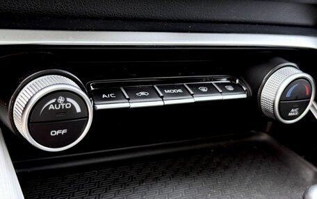 Geely Coolray I, 2022 год, 1 380 000 рублей, 8 фотография