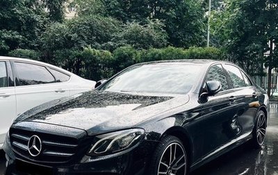 Mercedes-Benz E-Класс, 2017 год, 3 200 000 рублей, 1 фотография